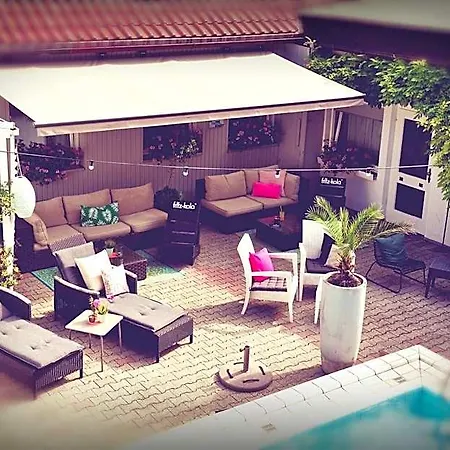 Melbo's Hotel 3*